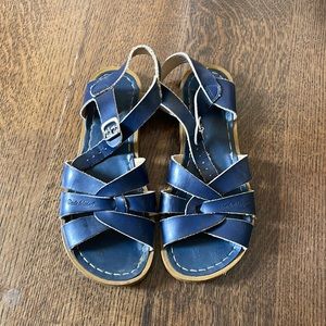Salt Water Sandal by Hoy size 5